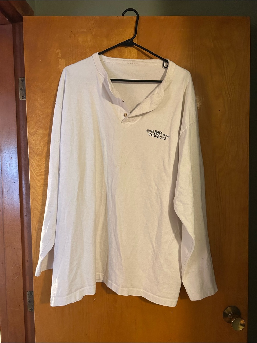 Vintage Mr Cowboys White Long-Sleeve Henley Shirt with Logo